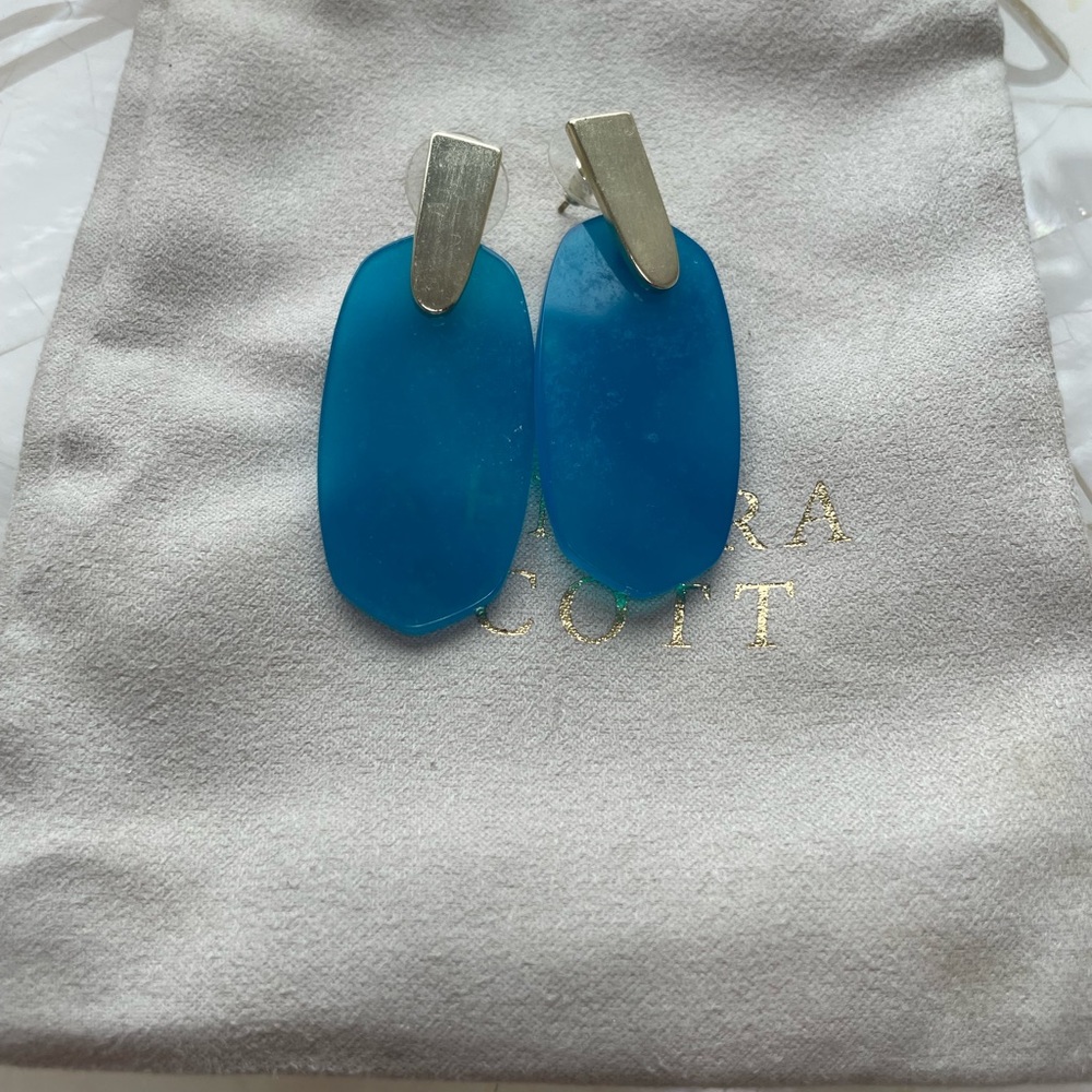 Kendra Scott earrings (turquoise)